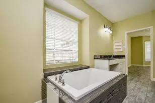 318 N Cypress Estates Cir, Spring, TX 77388 - Photo 13