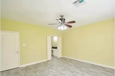 318 N Cypress Estates Circle, Spring, TX 77388 - Photo 11