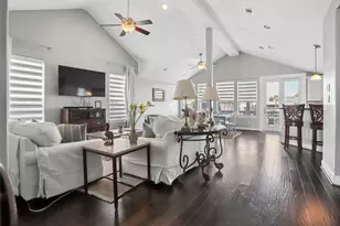 21834 Matagorda Dr, Galveston, TX 77554 - Photo 11
