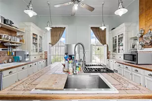 1103 33rd St, Galveston, TX 77550 - Photo 21