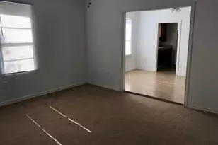 20 Miriam St, Baytown, TX 77520 - Photo 5