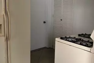 20 Miriam St, Baytown, TX 77520 - Photo 9