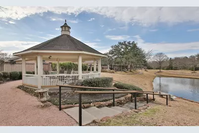 1525 Briar Bend, Friendswood, TX 77546 - Photo 23