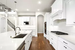 454 Lontano Path, Willis, TX 77318 - Photo 17