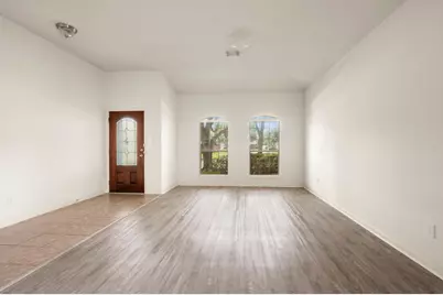 7803 Blue Lakes, Rosenberg, TX 77469 - Photo 5