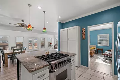 4610 Jamaica Cove Road, Jamaica Beach, TX 77554 - Photo 29