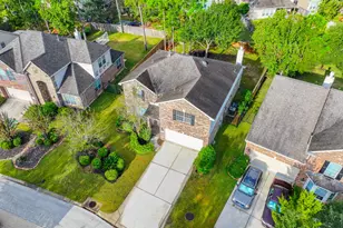 27 Fraiser Fir Pl, Spring, TX 77389 - Photo 3