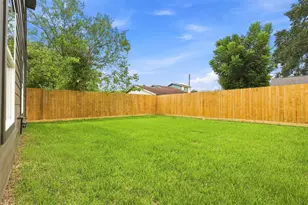 2518 Lucky St, Houston, TX 77088 - Photo 23