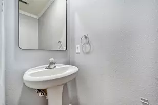 22250 Queenbury Hills Dr, Houston, TX 77073 - Photo 17