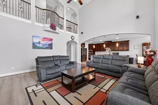 5414 Pellinore Trail, Missouri City, TX 77459 - Photo 11