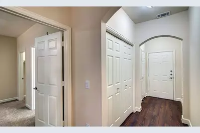 2951 N Loop 336 W #924, Conroe, TX 77304 - Photo 11