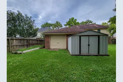 17207 Meadow Heights Drive, Houston, TX 77095 - Photo 29