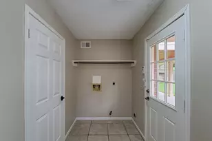 17207 Meadow Heights Dr, Houston, TX 77095 - Photo 15