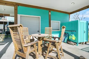 960B Palmetto Dr, Crystal Beach, TX 77650 - Photo 23