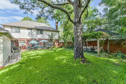 1306 N Gabriel River Circle, Sugar Land, TX 77478 - Photo 5