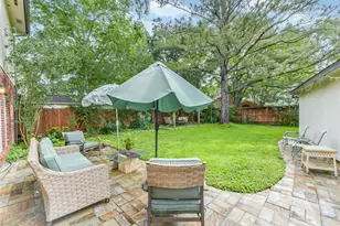 1306 N Gabriel River Cir, Sugar Land, TX 77478 - Photo 41