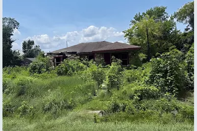 7115 Dallas Street, Baytown, TX 77521 - Photo 7