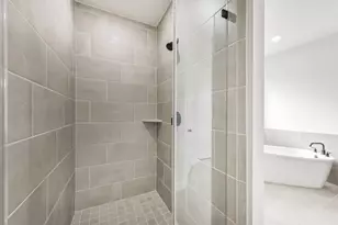 6611 Freret Bayou Dr, Baytown, TX 77523 - Photo 23