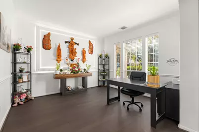 14910 Lake Woodbridge Court, Sugar Land, TX 77498 - Photo 5