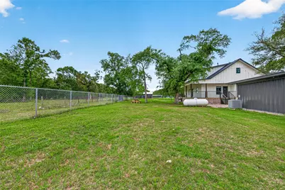 803 County Road 772, Damon, TX 77430 - Photo 43