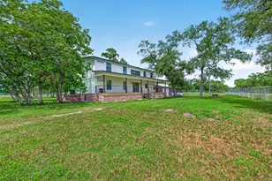 803 County Rd 772, Damon, TX 77430 - Photo 39