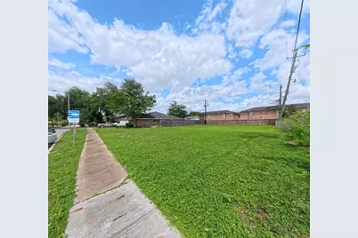 8907 Dover Street, Houston, TX 77061 - Photo 3