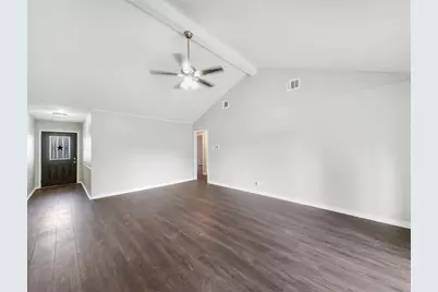 13435 Greenbriar Drive, Sugar Land, TX 77498 - Photo 3