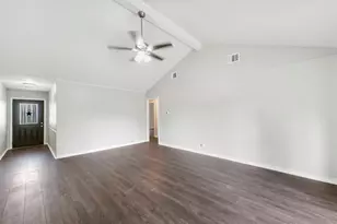 13435 Greenbriar Dr, Sugar Land, TX 77498 - Photo 3