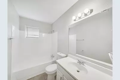 13435 Greenbriar Drive, Sugar Land, TX 77498 - Photo 7