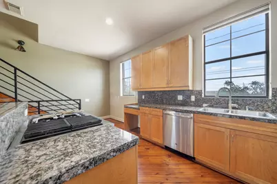 1000 Columbus Street #B, Houston, TX 77019 - Photo 13