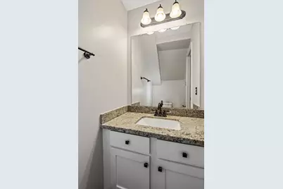 107 S Spiral Vine Circle, The Woodlands, TX 77381 - Photo 21