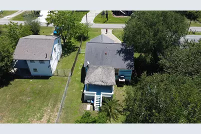 320 10th Street, Dickinson, TX 77539 - Photo 7