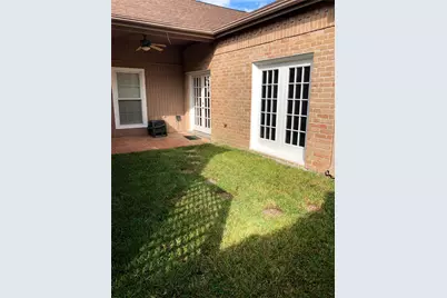 10310 Chevy Chase Drive, Houston, TX 77042 - Photo 3