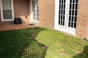 10310 Chevy Chase Dr, Houston, TX 77042 - Photo 3