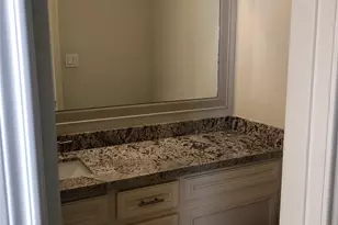 10310 Chevy Chase Dr, Houston, TX 77042 - Photo 31