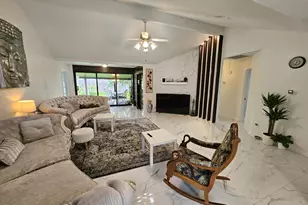 14126 Country Manor Dr, Sugar Land, TX 77498 - Photo 5