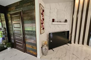 14126 Country Manor Dr, Sugar Land, TX 77498 - Photo 11