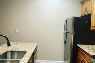 2475 Underwood St, Houston, TX 77030 - Photo 3