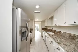 1059 Country Pl Dr Dr, Houston, TX 77079 - Photo 11
