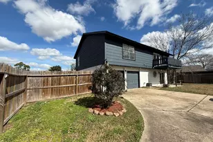 402 Tresvant Dr, Houston, TX 77598 - Photo 43