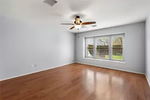 1611 Brady Creek Ln, Richmond, TX 77406 - Photo 9