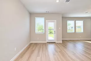 3818 Glossy Lk Dr, Houston, TX 77082 - Photo 19