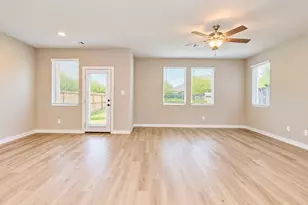 3818 Glossy Lk Dr, Houston, TX 77082 - Photo 13