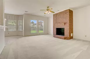 16923 Meadowleigh Ct, Sugar Land, TX 77479 - Photo 11