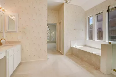16923 Meadowleigh Court, Sugar Land, TX 77479 - Photo 21