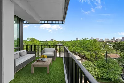 2406 Tangley #300, Houston, TX 77055 - Photo 9