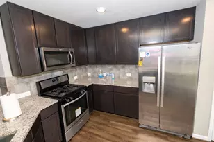 8932 Hollister Commons Ln, Houston, TX 77080 - Photo 5