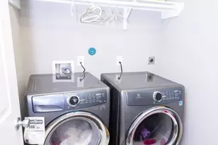 8932 Hollister Commons Ln, Houston, TX 77080 - Photo 11