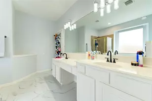 14311 Tasmania Ct, Sugar Land, TX 77498 - Photo 11