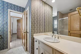 802 Briar Ridge Dr, Houston, TX 77057 - Photo 25